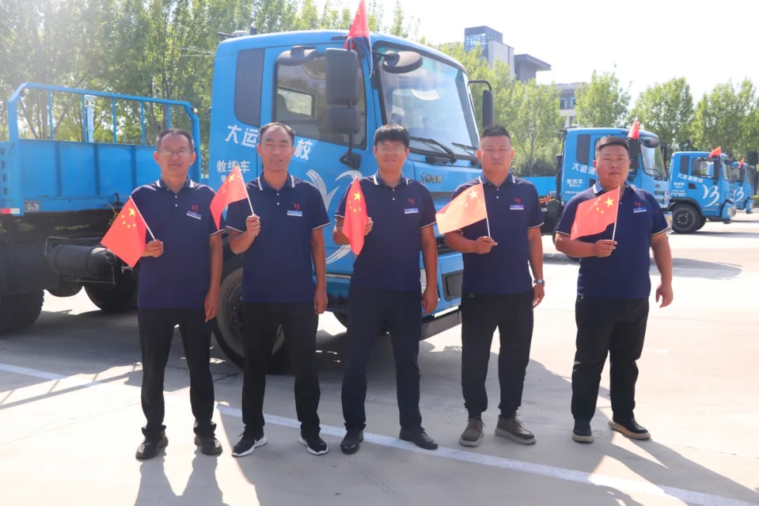 金秋十月迎國(guó)慶，“全車型”報(bào)名鉅惠活動(dòng)震撼開啟！(圖2)