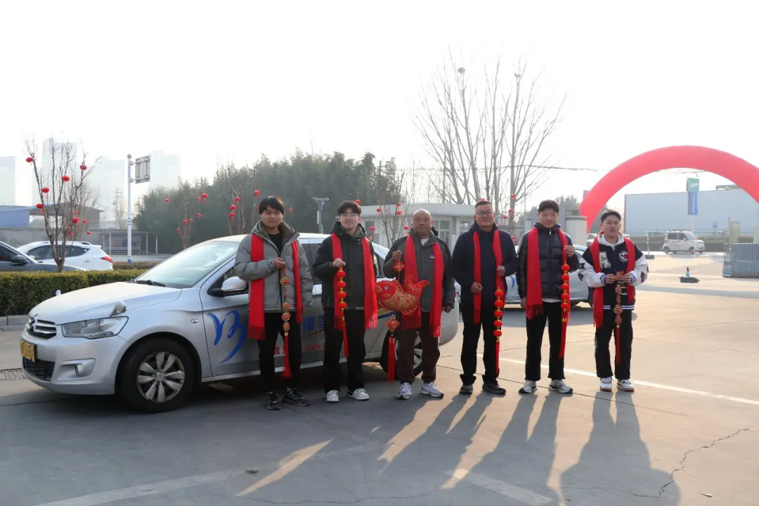 新春快樂，蛇年大吉！濟寧大運河駕校給您拜年啦！(圖3)