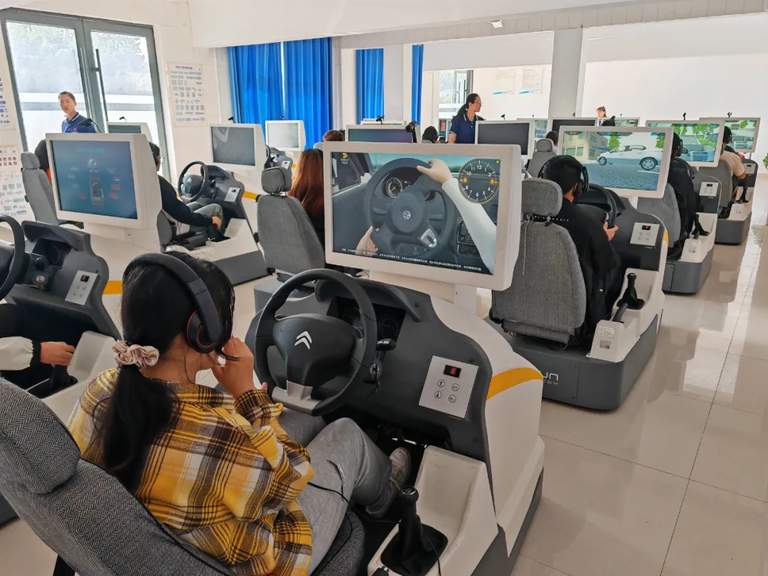 “第十二屆學(xué)車夏令營”火熱開啟，暑期速成班，拿證快人一步！(圖4)