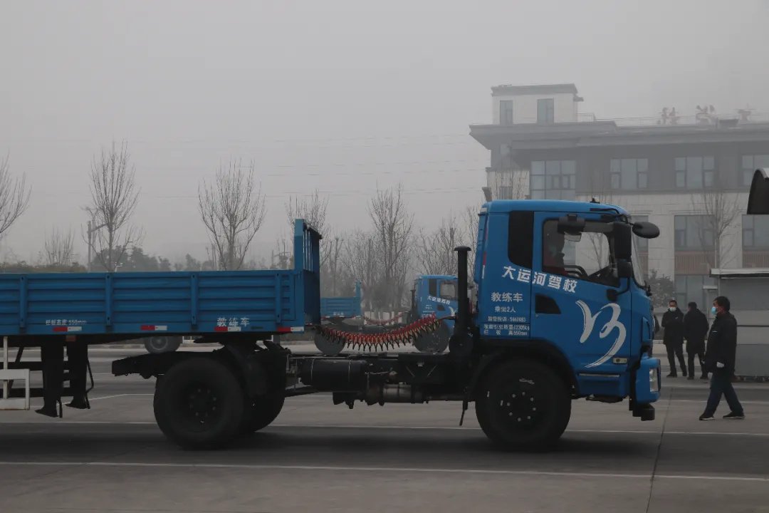 【溫馨提示】大霧天氣行車注意事項要牢記！(圖4)
