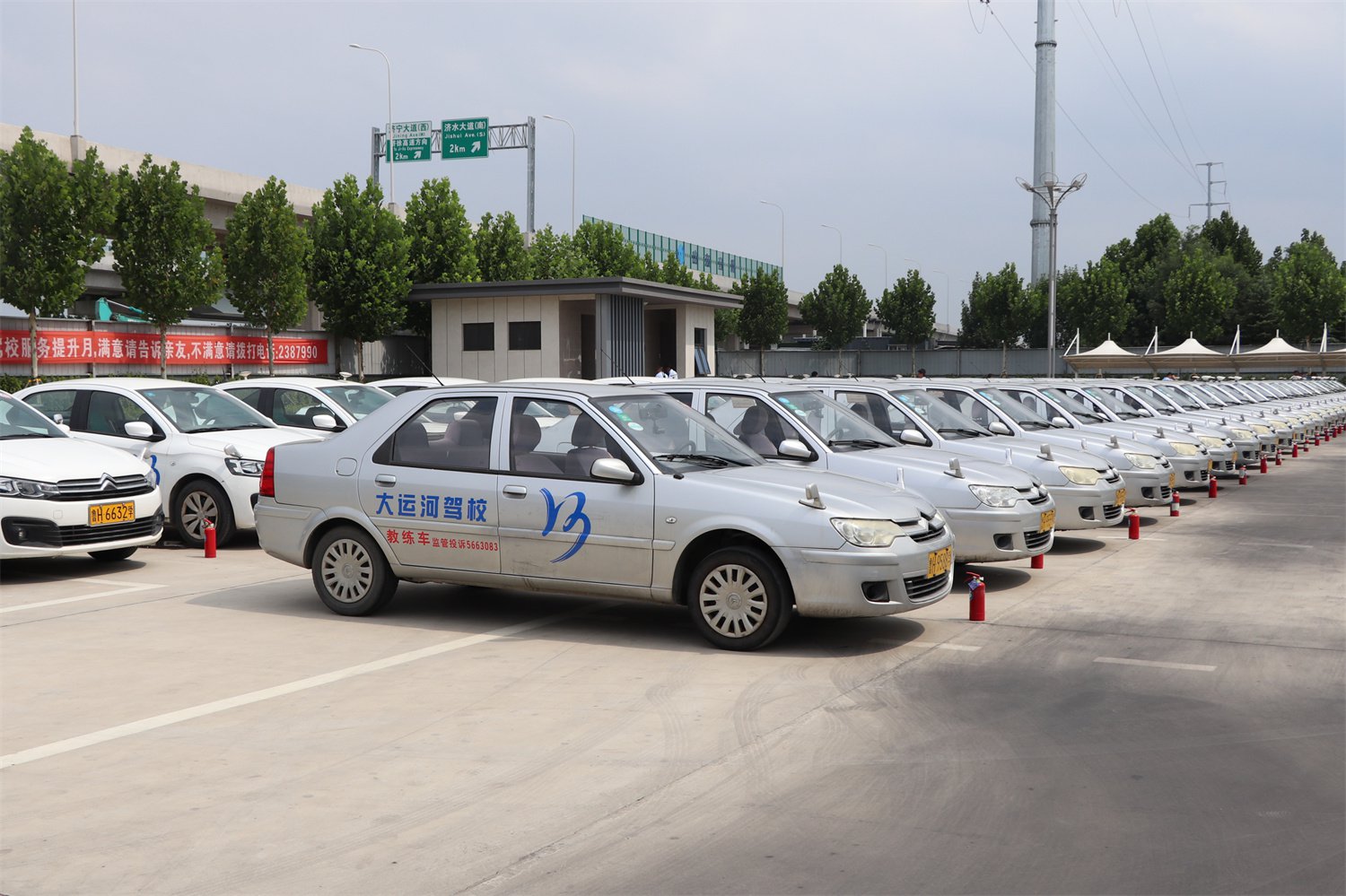 【濟(jì)寧大運(yùn)河駕?！磕昵皥?bào)名學(xué)車(chē)，年后偷著樂(lè)！原因竟是......(圖7)